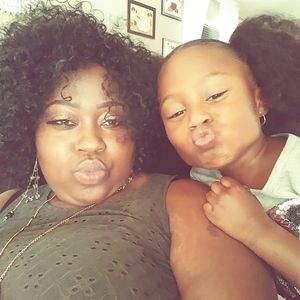 Meet your Posher, Latoya